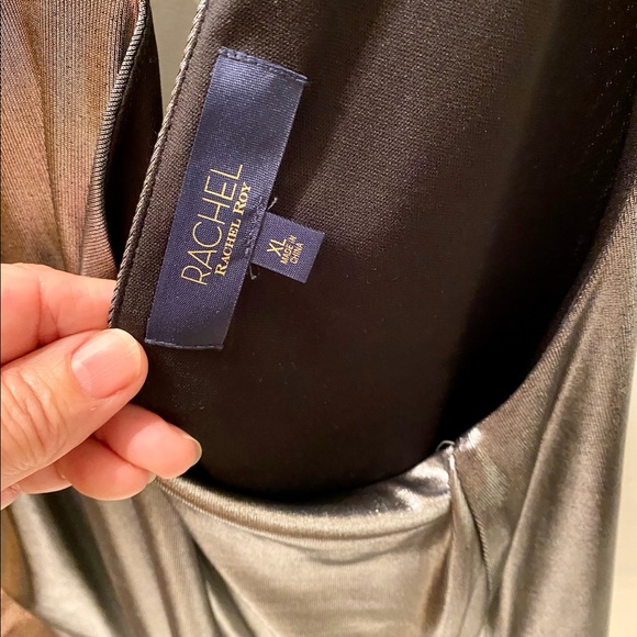 Rachel Roy silver Holiday top! - Picture 1 of 3